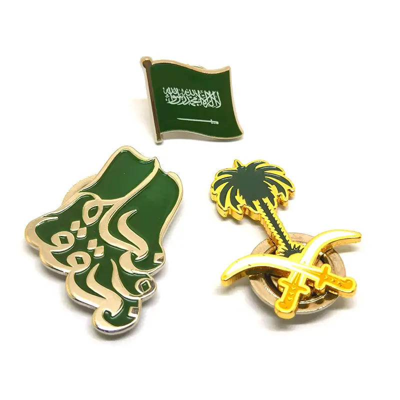 Wholesale Saudi Suppliers Custom Made Soft Magnetic Enamel National Day Souvenir Metal Lapel Flag Saudi Map Pin Badge