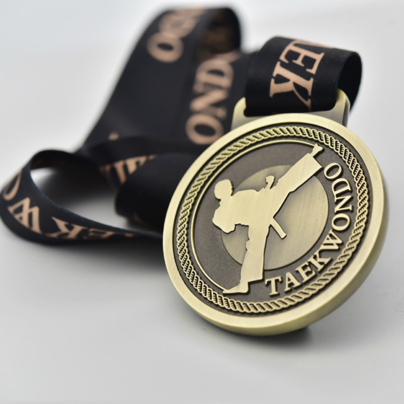 Fine-Taekwondo-Medal-Customized-Originality-Metal-Medal-Sports-Event-Souvenir-Taekwondo-Champions-League-Medal-Holder-Reward