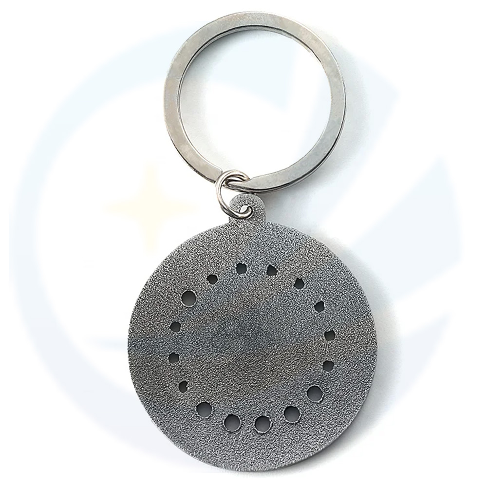 High quality zinc alloy made antique silver 3d metal car key chain custom personalized Pewter keychains with keyring