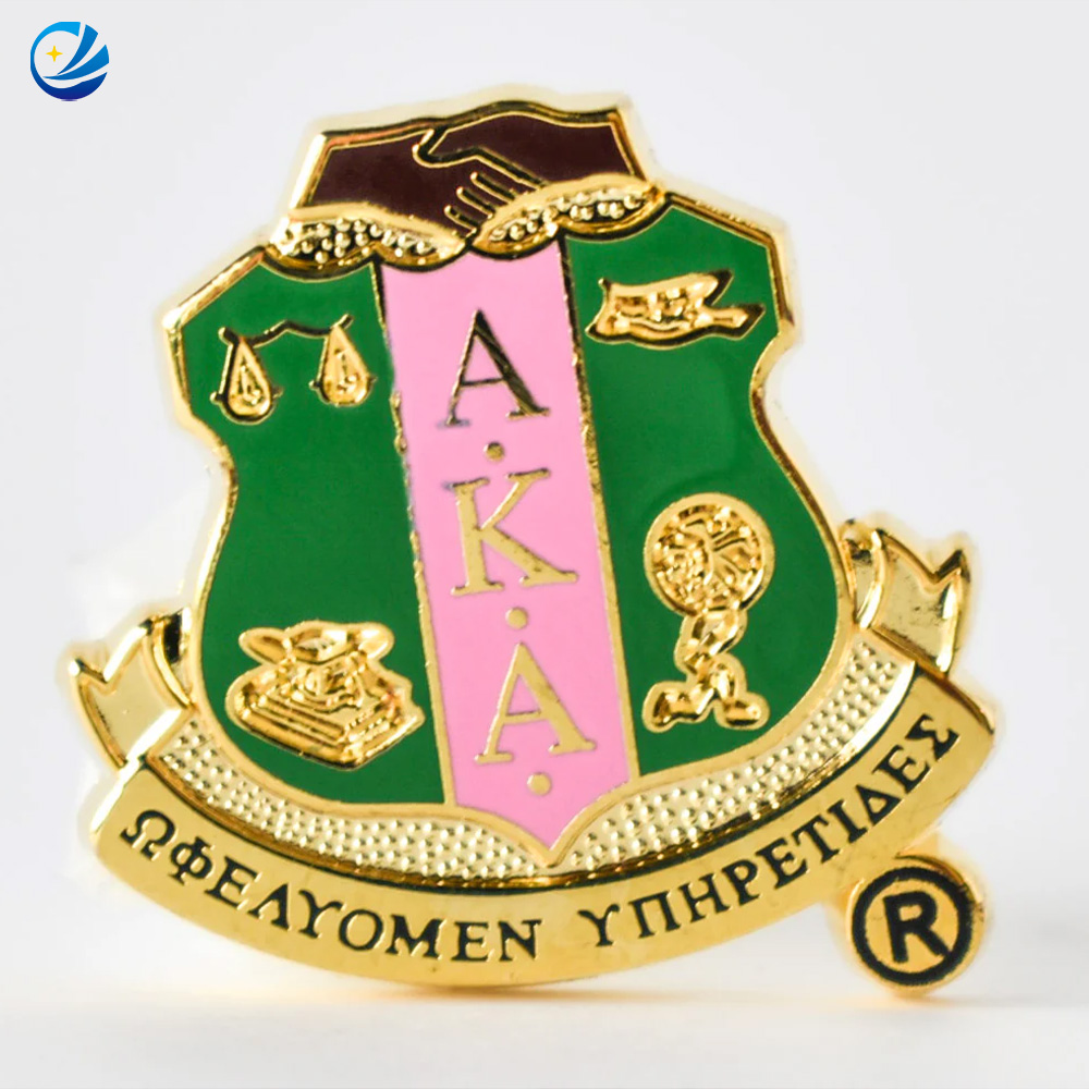 Custom Souvenir Metal Alpha Kappa Alpha Sorority keychain Fashion jewelry lapel pins badge