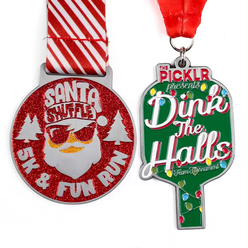 Custom design merry christmas ornaments metal christmas gifts decoration supplies soft enamel souvenir medal medallion