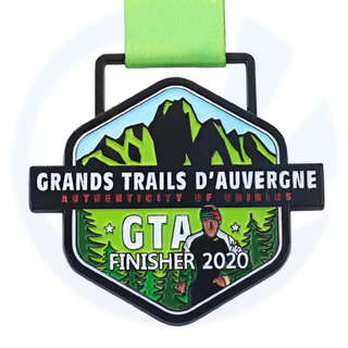 High Quality Finishers Coloured Design Running Race Finisher Custom Climbing Trailrun Marathon Metal Award Medals With Ribbon