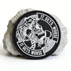 Hang In There It Gets Worse Skull PVC Morale Patch Black White Soft Rubber Patch for Bags Jackets Hats Accessories