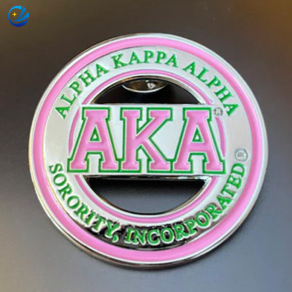 Custom Souvenir Metal Alpha Kappa Alpha Sorority keychain Fashion jewelry lapel pins badge