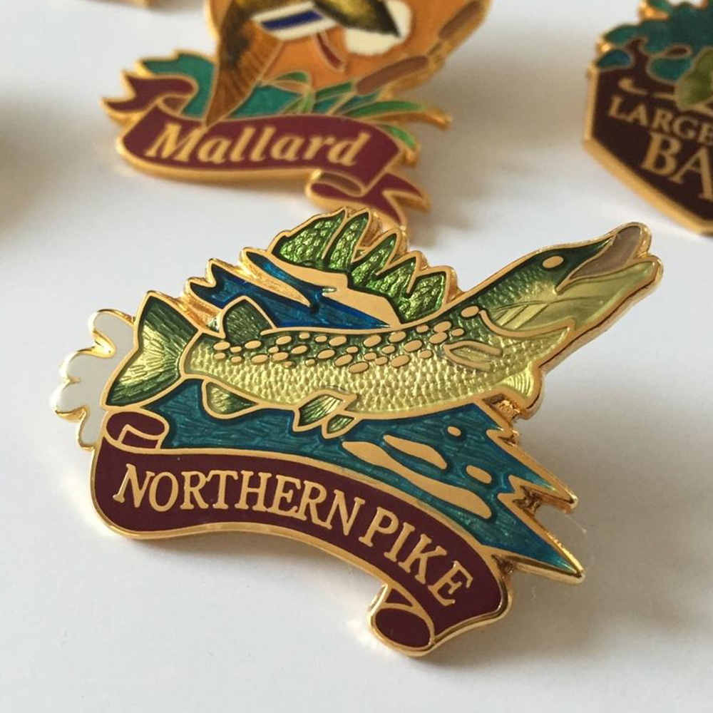 Wholesale Metal Badge Custom Logo Company Brand Enamel Lapel Pin Brooch 2d 3D Gold Plated Fish and Game Fishing Competition Resin Epoxy Pins for Clothes