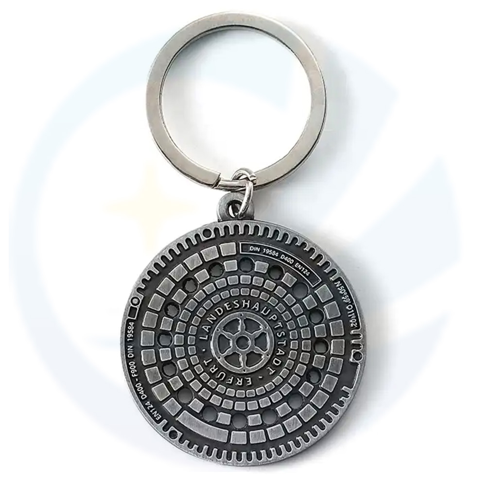 High quality zinc alloy made antique silver 3d metal car key chain custom personalized Pewter keychains with keyring