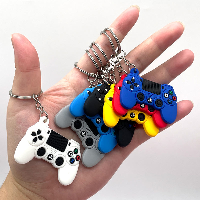 Customized manufacturers Soft custom logo wholesale pvc rubber anime key chains