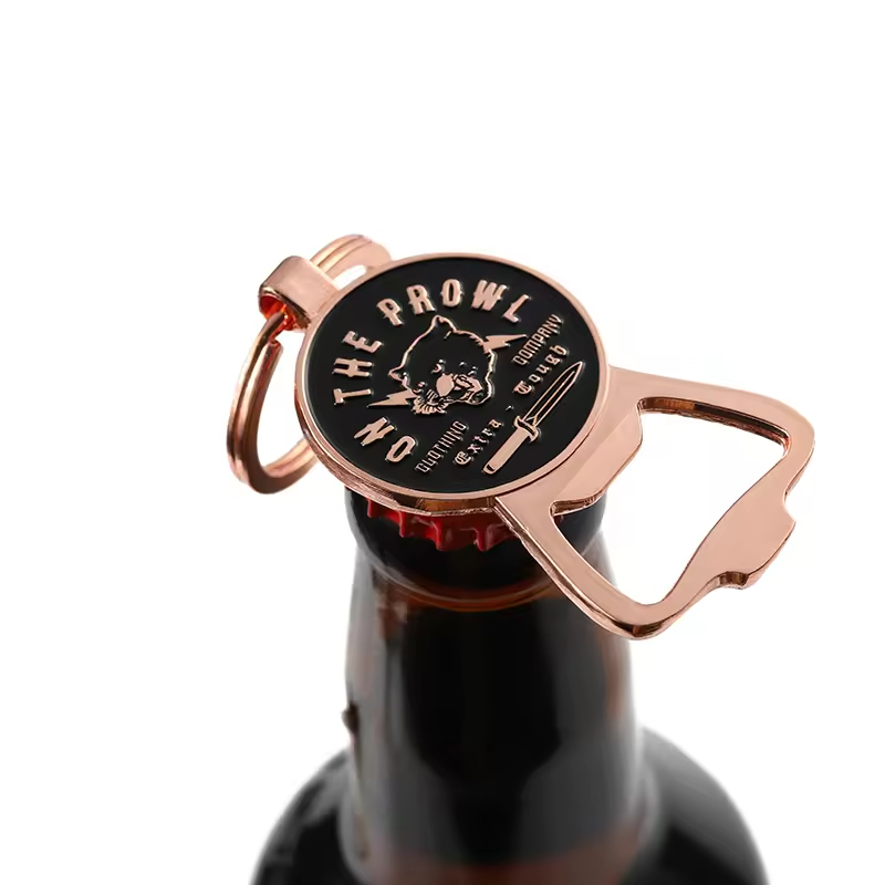 Custom Logo Bottle Opener Keyring Soft Enamel Brand Letter Opener Keychain Metal Zinc Alloy Gold Copper Bottle Opener Key Chain