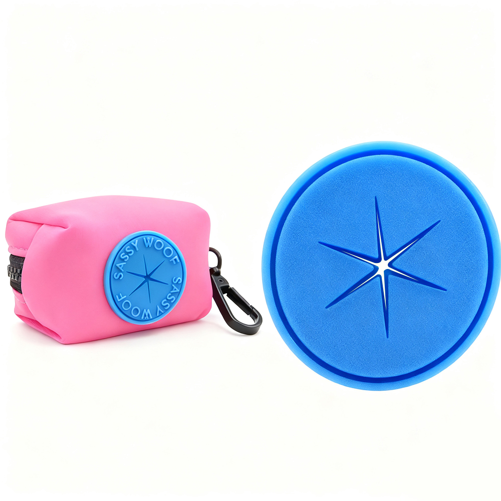 Custom 3D Silicone Label Made Embossed 3d Soft Garment Pvc Patch Hole Earphone Patches Dog Poop Bag Holder Pvc Label