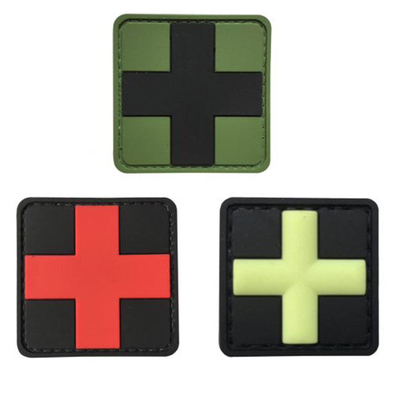 Personalized 3D Soft PVC Medic Patch Custom Rubber Label Hook and Loop Backing Durable Waterproof PVC Emblem for Outdoor Gear