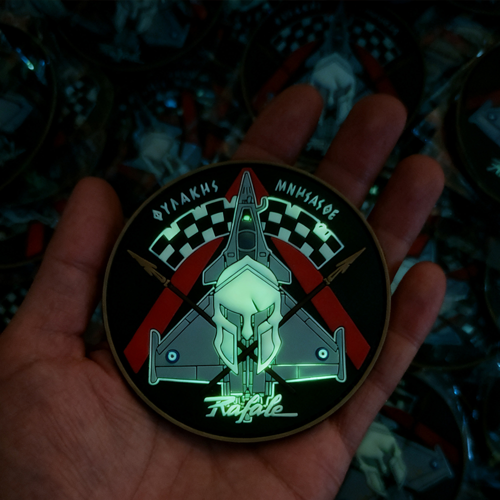 Custom Glow in the Dark 3D PVC Patch Soft Rubber Emblem with Hook and Loop