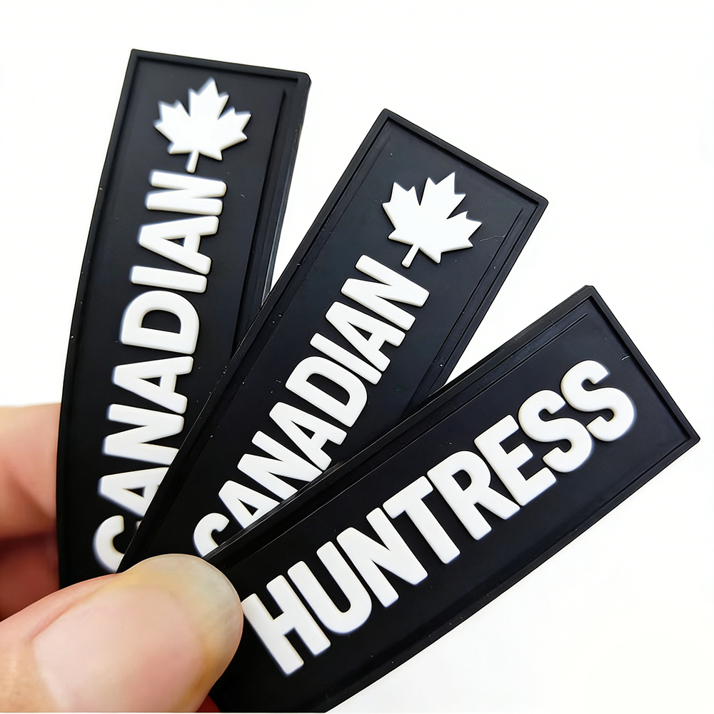 Factory Customized Logo Luxurious Quality Black Waterproof Sewing on 3D LOGO Silicone Label PVC Rubber Patch for Hats/Bags