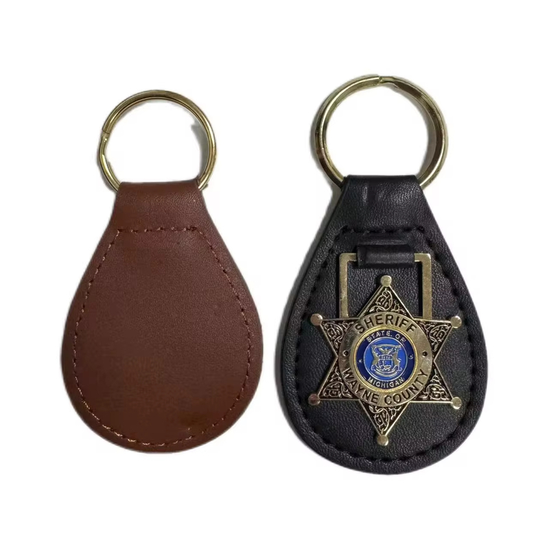 Factory Wholesale Metal Custom Car Leather Blank Key Chain Key Ring with Metal Badge Keychains