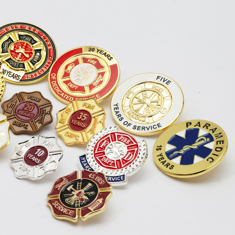 Wholesale logo Customized Custom Metal Red Faith Freemason Mason Masonic Firefighter Soft Enamel Lapel Pin Badge for Party