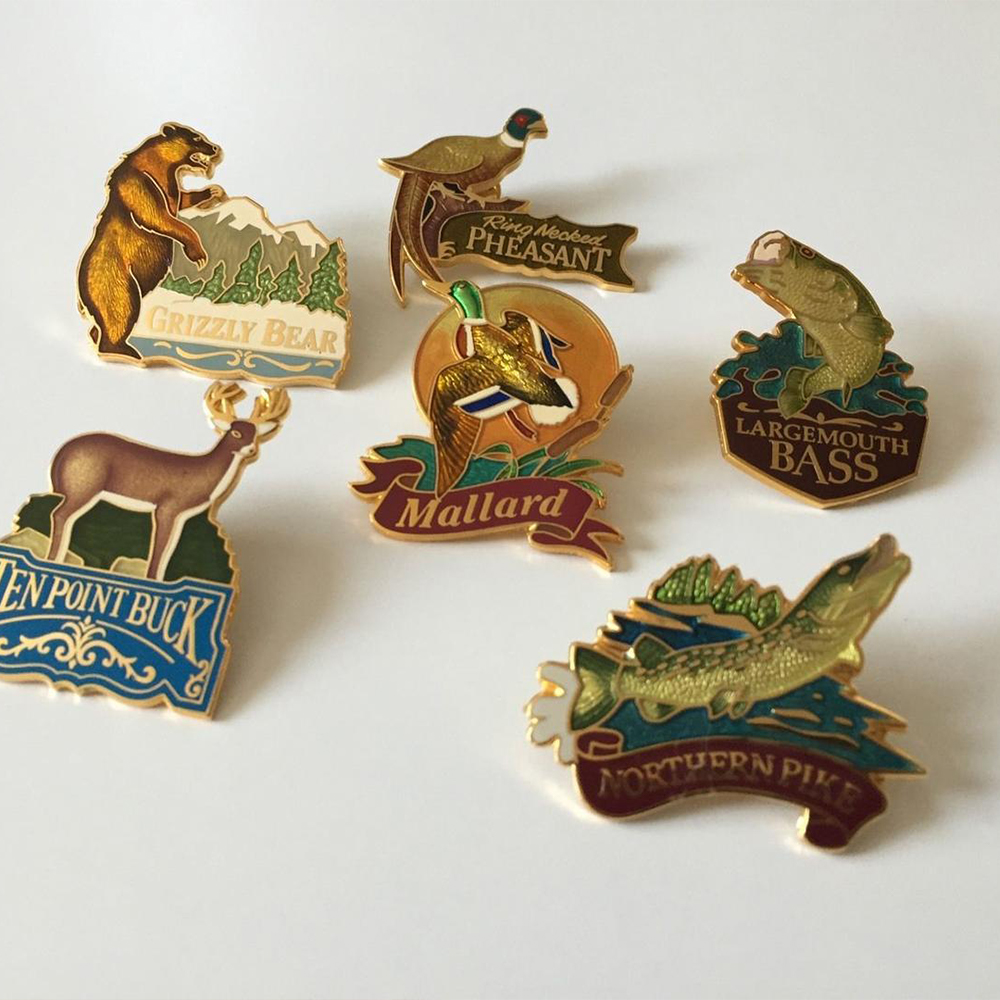 Wholesale Metal Badge Custom Logo Company Brand Enamel Lapel Pin Brooch 2d 3D Gold Plated Fish and Game Fishing Competition Resin Epoxy Pins for Clothes
