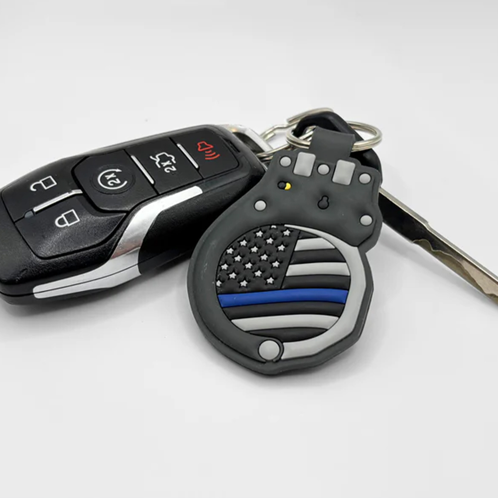Custom Hold the Line Soft PVC Rubber Keychain Double Sided Handcuff Design Key Ring Personalized Souvenir Gift