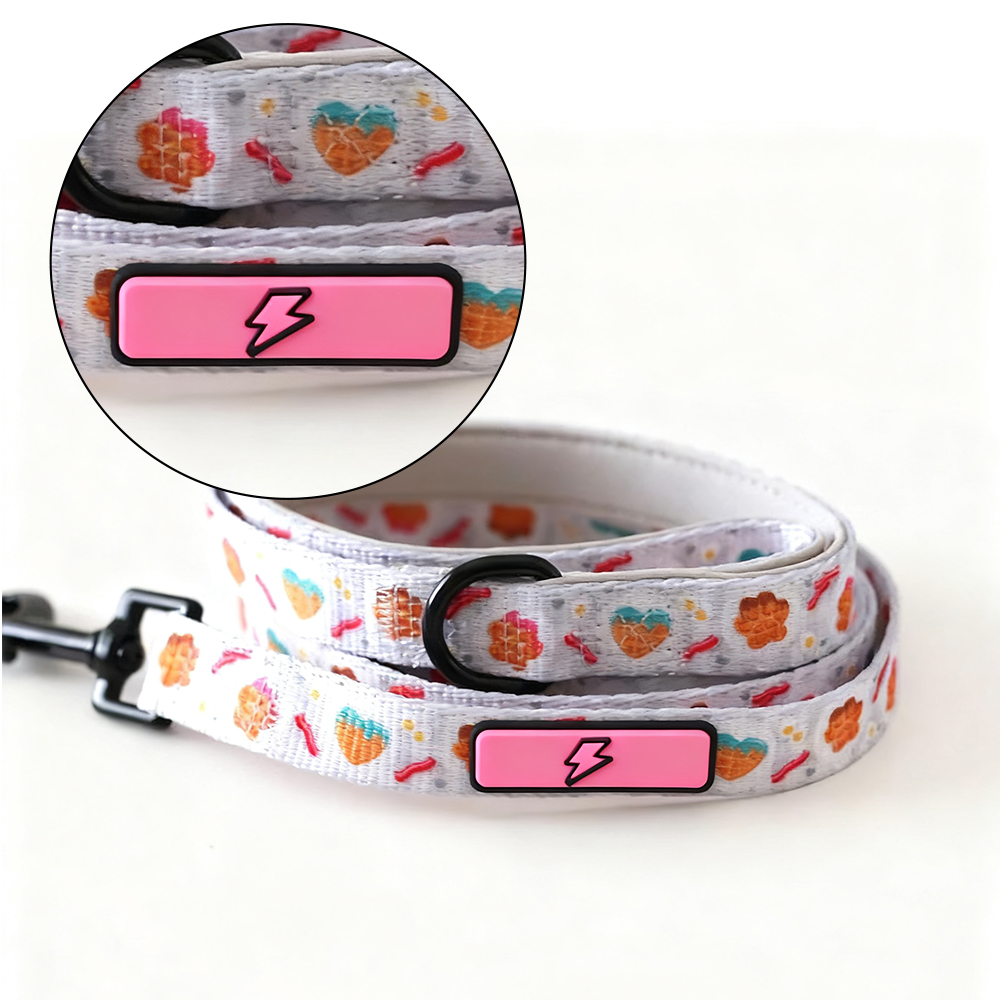 Custom Soft PVC Label for Pet Leash Personalized Rubber Logo Tag for Dog Leashes and Outdoor Accessories