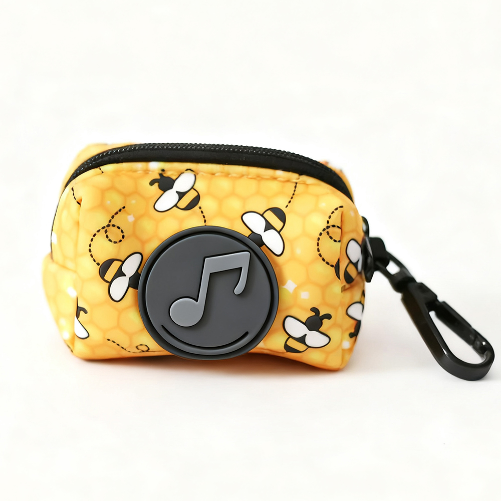 Custom Soft PVC Label for Waste Bag Holder Personalized Rubber Logo Tag for Pet Waste Dispenser Accessories