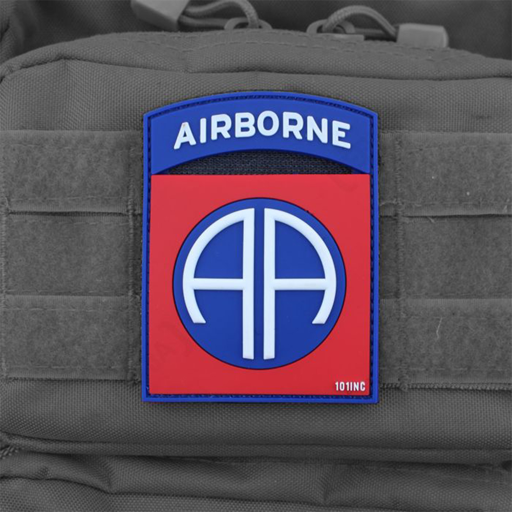 Personalized Round 3D PVC Rubber Patch with Hook and Loop Custom Soft PVC Logo Label Durable Waterproof Patch for Clothing