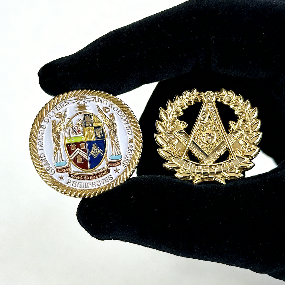 Freemason Lapel Pins Classic Masonic Symbol Metal Badge Elegant Freemasonry Pin for Suits Jackets and Formal Wear