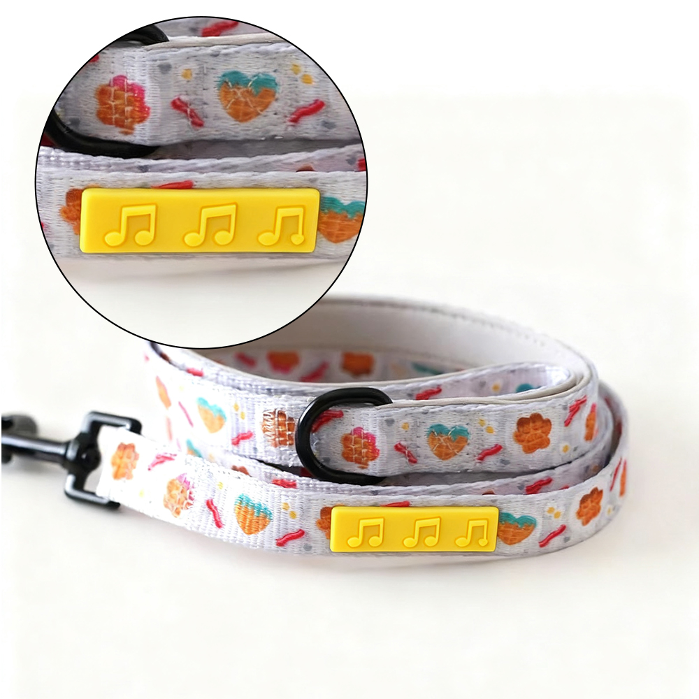 Custom Soft PVC Label for Pet Leash Personalized Rubber Logo Tag for Dog Leashes and Outdoor Accessories