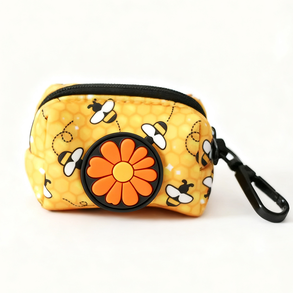 Custom Soft PVC Label for Waste Bag Holder Personalized Rubber Logo Tag for Pet Waste Dispenser Accessories