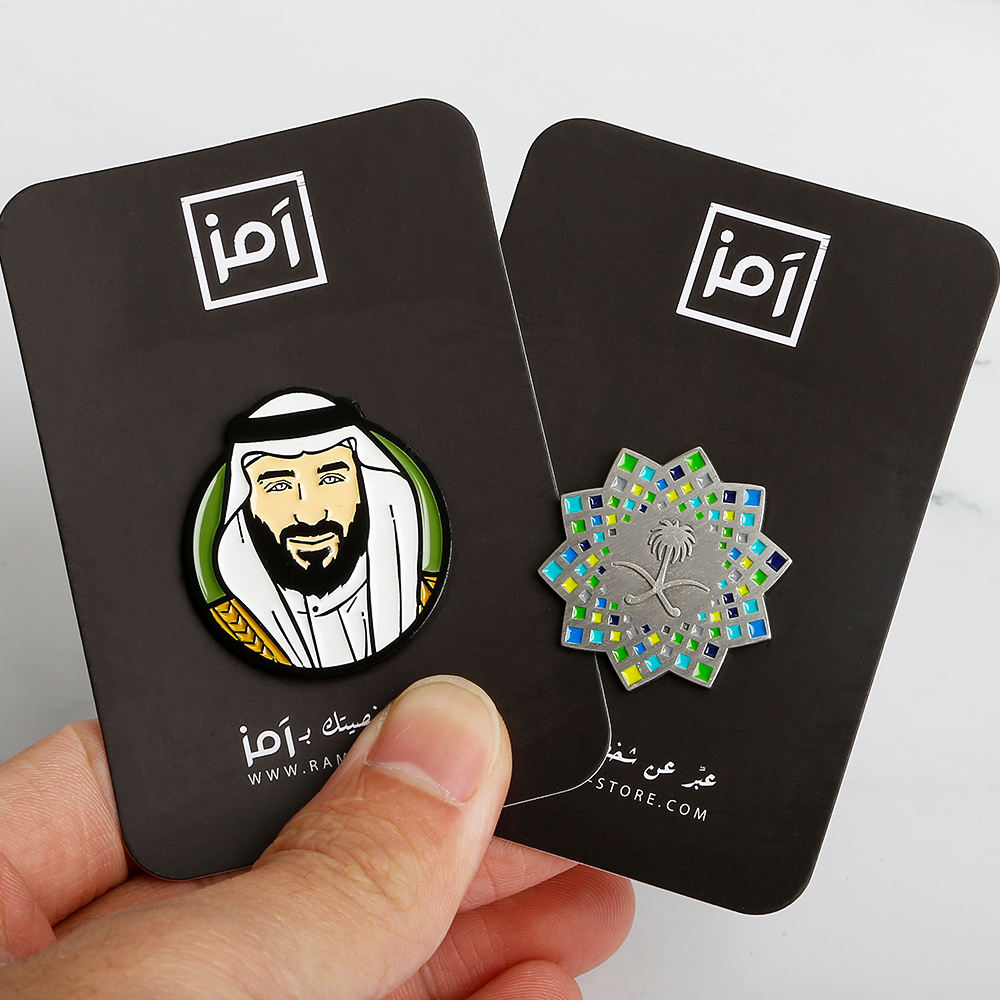 Soft Enamel Saudi Style Pin Metal Crafts Metal Business Lapel Pin Can Custom Back Card Lapel Enamel Pin
