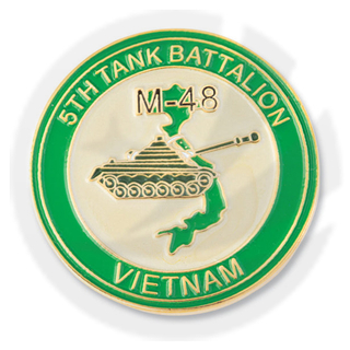 VIETNAM - 5TH TANK BATTALION PIN