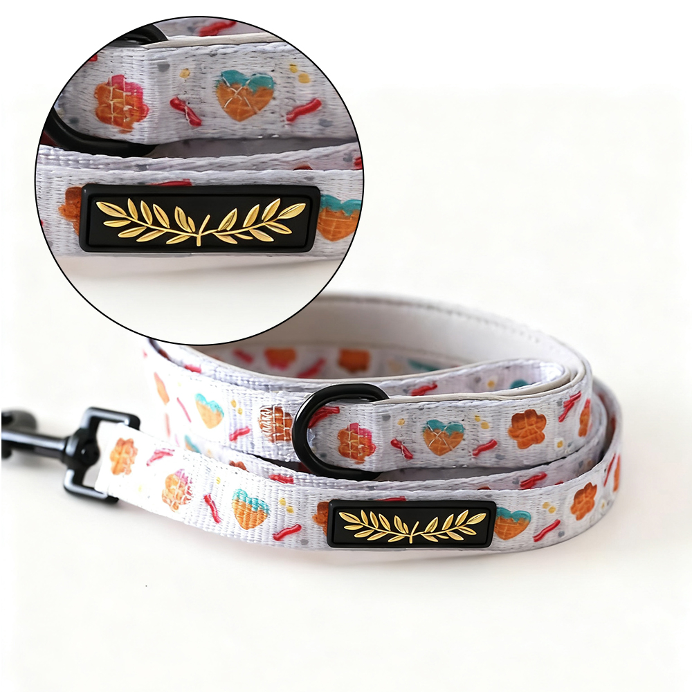 Custom Soft PVC Label for Pet Leash Personalized Rubber Logo Tag for Dog Leashes and Outdoor Accessories