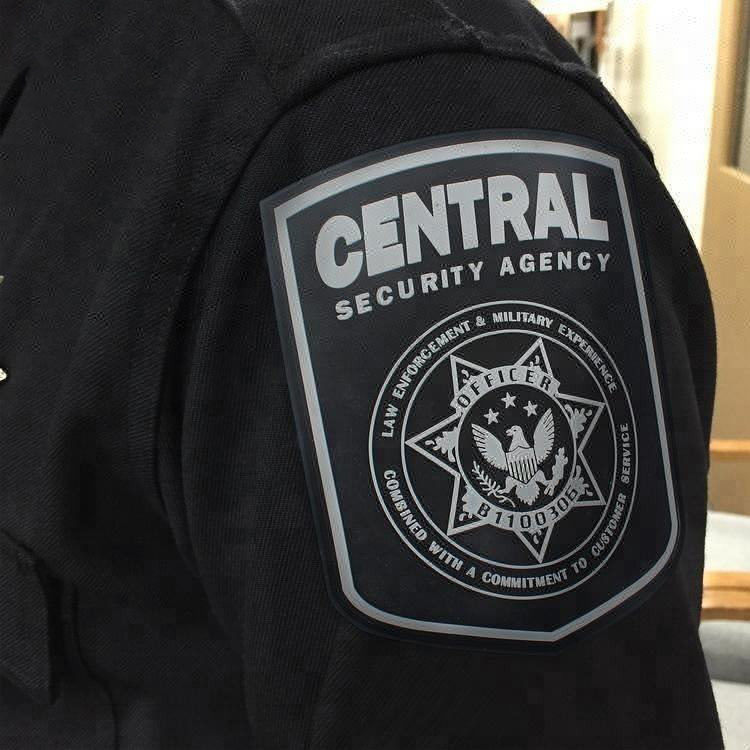 Hook and Loop Backing Injection Custom 3D Embossed Brand Logo PVC Rubber Patches for Uniforms