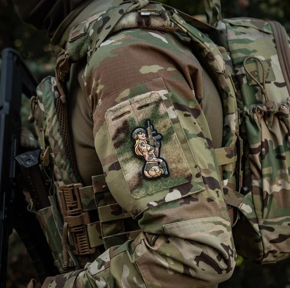 Sexy Pin up Tactical Girl PVC 3D Morale Patch Ukraine Military Army Badge Hook