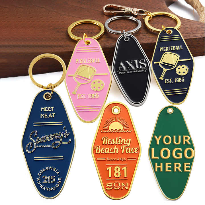2d 3D Letter Motel Hotel Keychain Metal Alloy Enamel Key Chain for Trip Souvenir Gifts