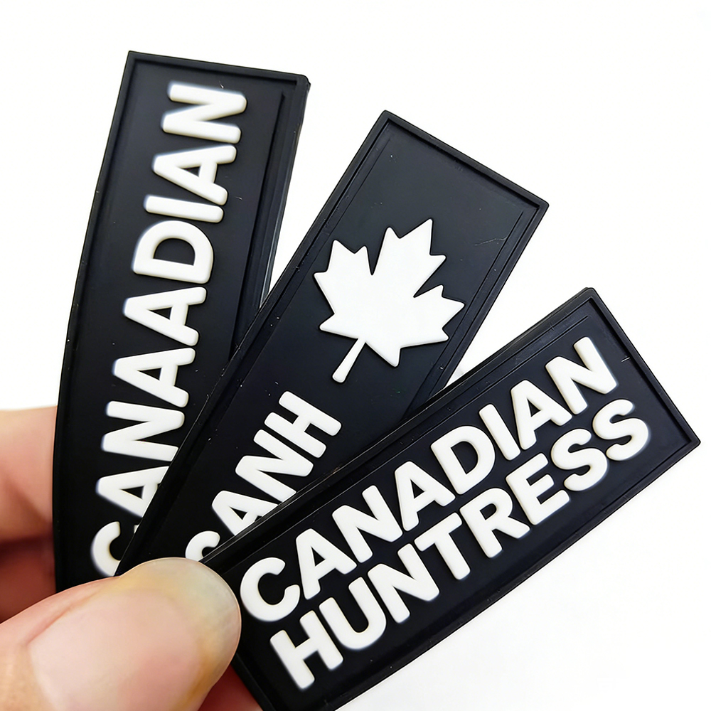 Factory Customized Logo Luxurious Quality Black Waterproof Sewing on 3D LOGO Silicone Label PVC Rubber Patch for Hats/Bags