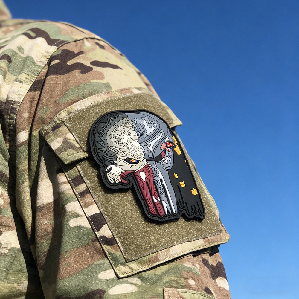 Alien Predator Punisher Mashup PVC Patch Custom Soft Rubber Morale Patch High Detail PVC Emblem for Gear Bags and Collectors