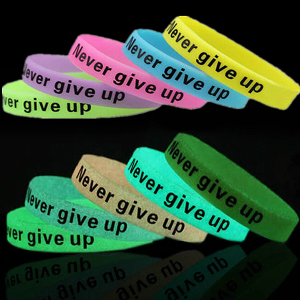 Glow in the dark wristbands (1)