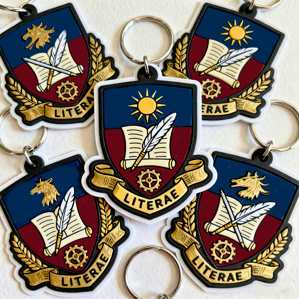 Wholesale Promotional Pvc Keychains Custom Designer Silicone University School Emblem Letter Key Chain Ring Rubber Keychain