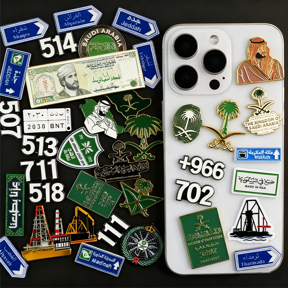 China Factory Custom Saudi National Day Pins New Fashion Phone Sticker Brooch with Metal Lapel Enamel Badge