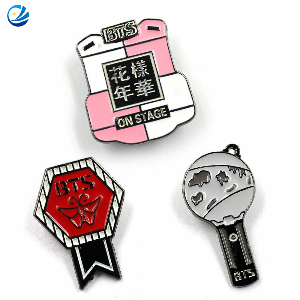 souvenir hot sale gold plating metal Lapel Pins Korea idol Kpop glitter screen printing hard badge custom enamel lapel pin